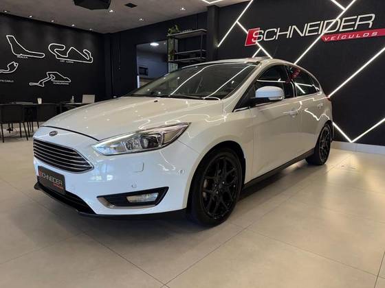 FORD FOCUS 2.0 TITANIUM PLUS 16V FLEX 4P POWERSHIFT